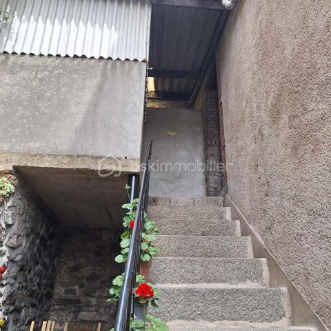 Immeuble mixte de 87 m²