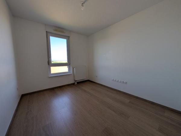 Appartement 4 pièces - 85m² - Balcon/Parking 290 000 € H.A.I.*