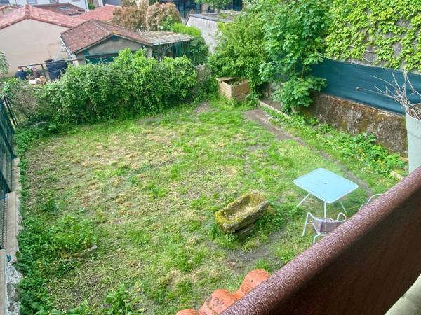 Maison de village avec jardin attenant