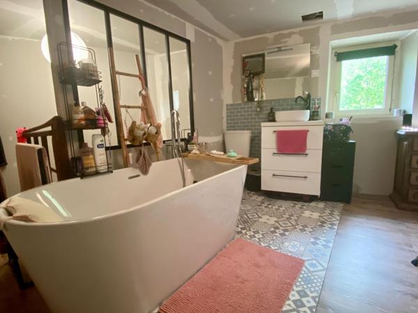 Maison de village avec jardin attenant