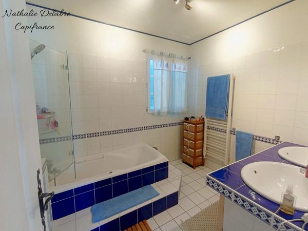 Maison à vendre 8 pièces NIORT (79)