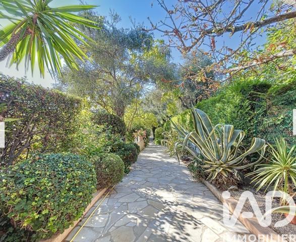 Maison à vendre 7 pièces 232 m² Mougins