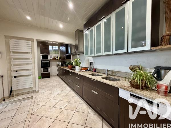 Maison à vendre 7 pièces 232 m² Mougins