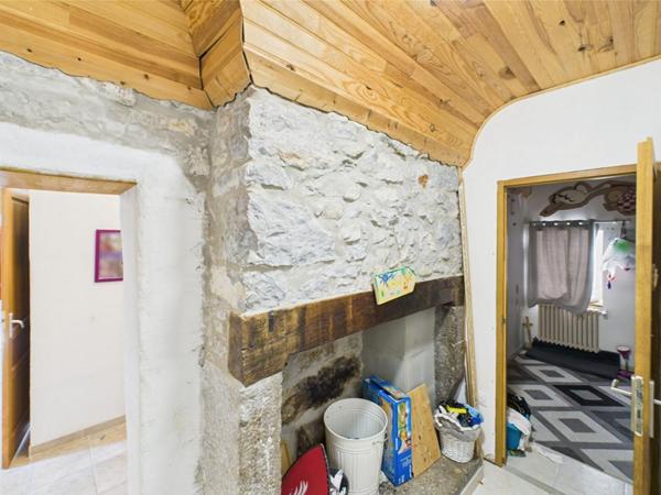 Maison Pierre secteur  Les Vans 4 pièce(s) 94 m2