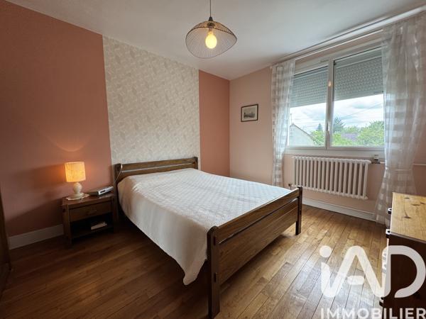 Maison à vendre 6 pièces 96 m² Saint-Cyr-sur-Loire