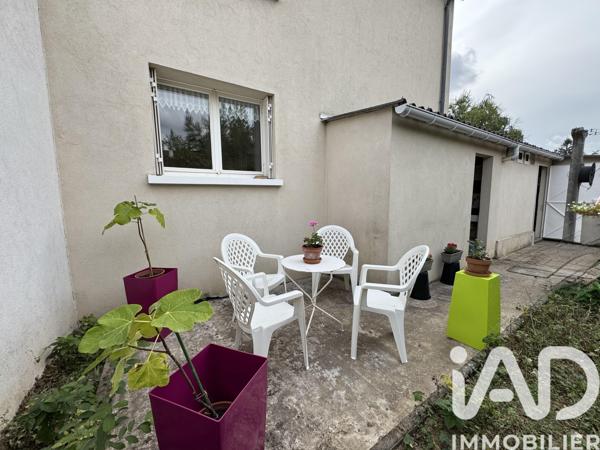 Maison à vendre 6 pièces 96 m² Saint-Cyr-sur-Loire
