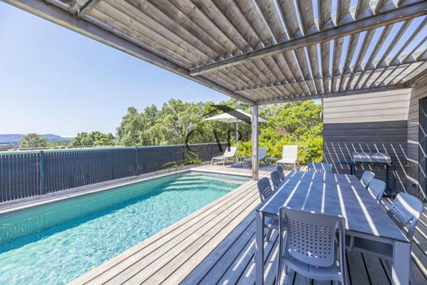 Lecci (20137) ACTE EN MAIN – Villa T5 avec Piscine Privative Chauffée – Domaine 5***** à Lecci – Investissement Premium