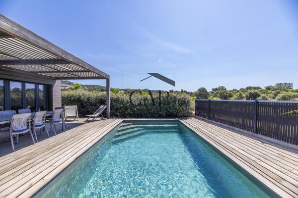 Lecci (20137) ACTE EN MAIN – Villa T5 avec Piscine Privative Chauffée – Domaine 5***** à Lecci – Investissement Premium