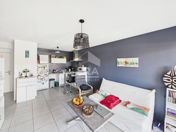 Ustaritz - Vente Appartement  T2 - refait à neuf - Rez-de-chaussée