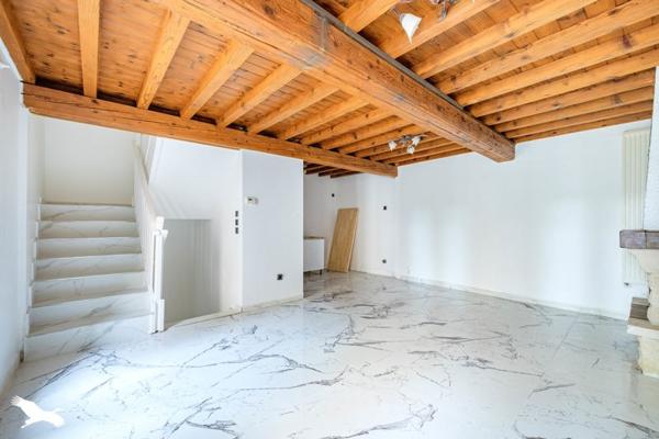 Maison à vendre 220 920 € Brignais 3 p 64 m² DPE D