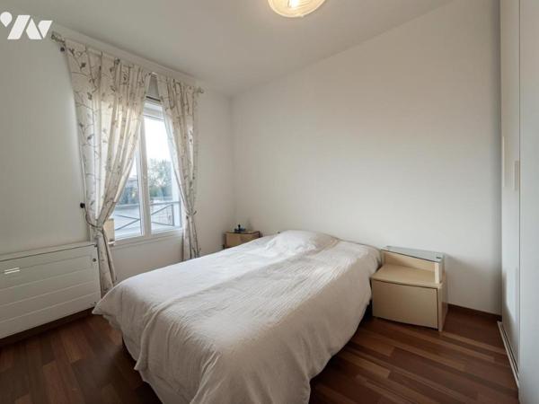 Bel appartement T3 récent avec terrasse et parkings – Avrillé