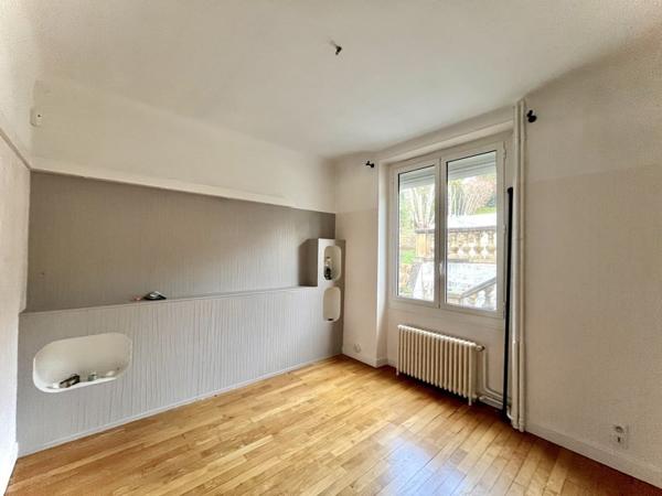 Maison à vendre |                                       Brive-la-Gaillarde |                                        7 pièces  |  178 m²
