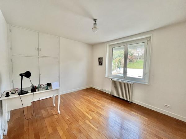 Maison à vendre |                                       Brive-la-Gaillarde |                                        7 pièces  |  178 m²