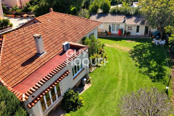 MAISON À VENDRE DE 5 PIÈCES DE 160,00 M²