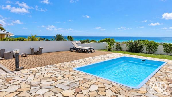 Location maison 4 pièces 130 m² Saint-François