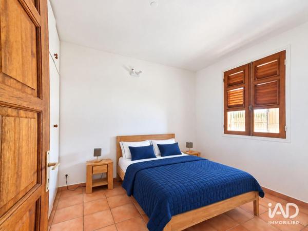 Location maison 4 pièces 130 m² Saint-François
