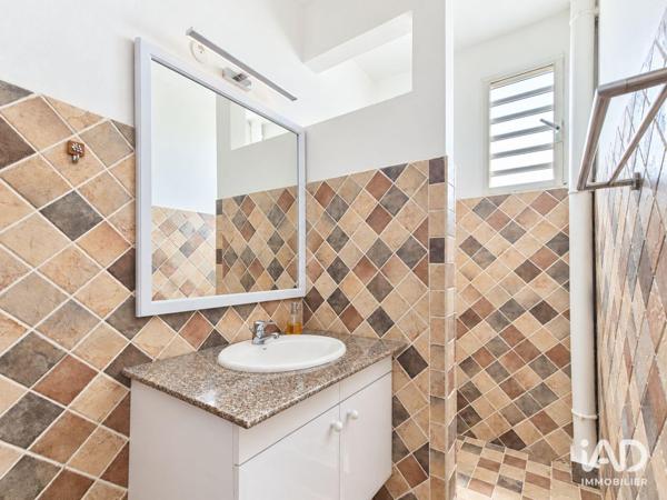 Location maison 4 pièces 130 m² Saint-François