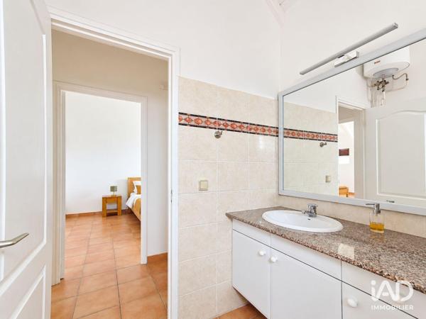Location maison 4 pièces 130 m² Saint-François