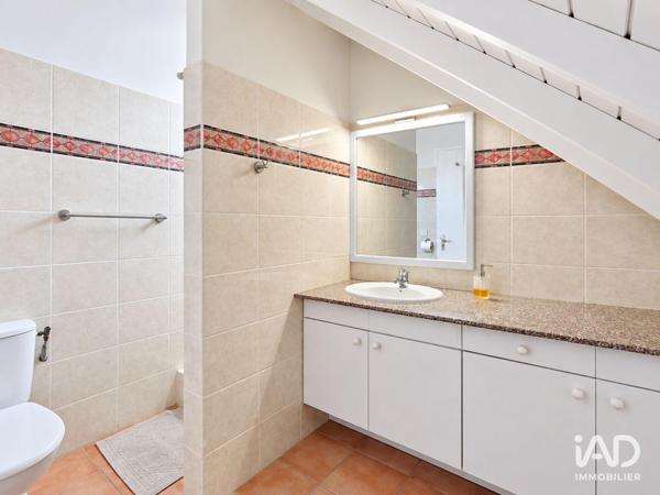 Location maison 4 pièces 130 m² Saint-François