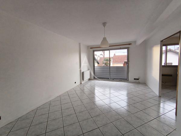 Appartement Pau ,2 chambres,parking,ascenseur