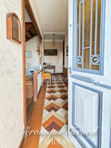 Maison type Arcachonnaise de 143 M2, 3 voir 4 chambres, terrain entièrement clos