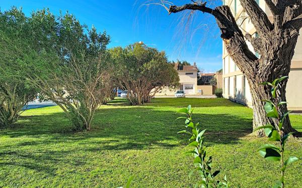 Appartement à vendre    3 pièces • 65 m2 Avignon