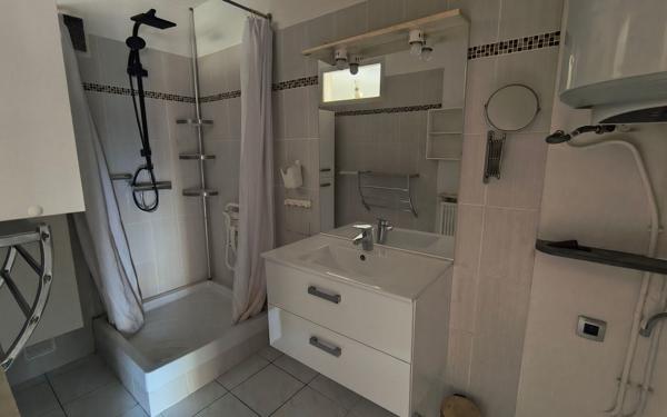 Appartement à vendre    3 pièces • 65 m2 Avignon