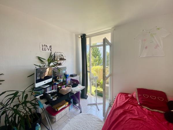 APPARTEMENT T5 RÉNOVÉ AVEC BALCON, GARAGE & CAVE