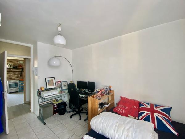 APPARTEMENT T5 RÉNOVÉ AVEC BALCON, GARAGE & CAVE