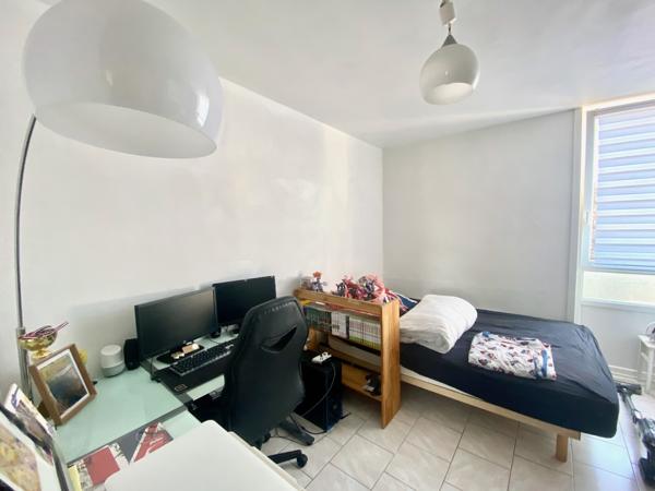 APPARTEMENT T5 RÉNOVÉ AVEC BALCON, GARAGE & CAVE
