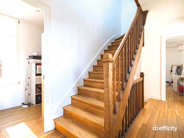 Maison 10 pièces - 247 m² Bien prestige