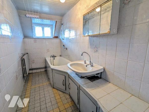 Maison avec parcelle de 1600m²