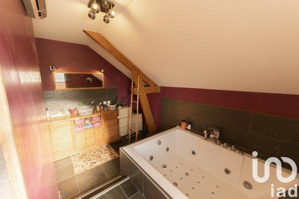 Maison à vendre 6 pièces 136 m² Doué-en-Anjou