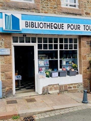 Local commercial à vendre à Perros-Guirec dans les Côtes-d'Armor (22700), ref : 435   
Centre-ville