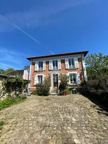 Maison 10 pièces de 210 m² à vendre à Yerres