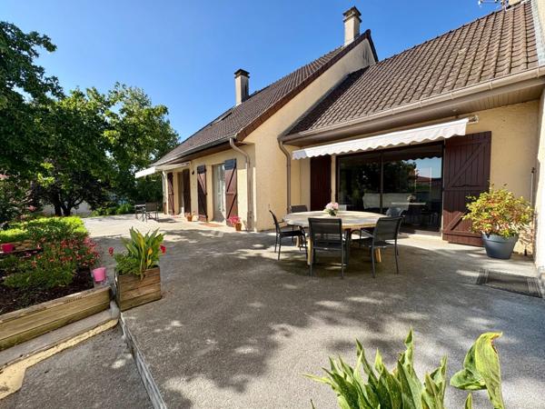 Maison à vendre 7 pièces RIGNY SUR ARROUX (71)