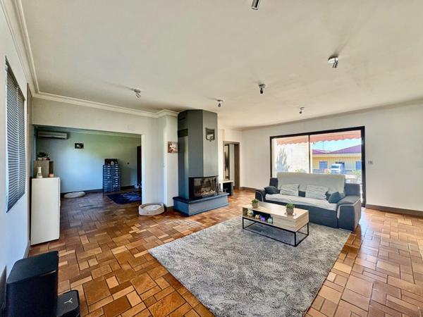 Maison à vendre 7 pièces RIGNY SUR ARROUX (71)