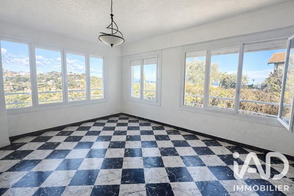 Maison à vendre 8 pièces 205 m² Vallauris