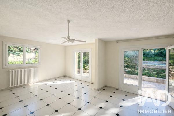 Maison à vendre 8 pièces 205 m² Vallauris