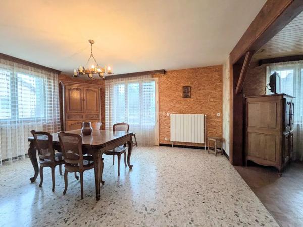 Vente Maison 5 pièces 184 m2 à Neufchâteau