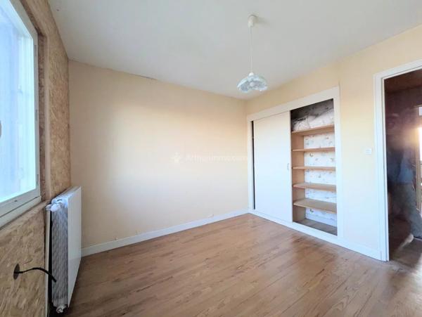 Vente Maison 5 pièces 184 m2 à Neufchâteau