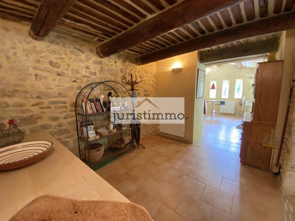 Uchaux (84100) Nouveauté à Uchaux - Mas en pierres de 183 m2