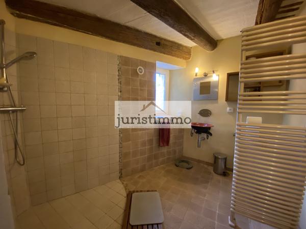 Uchaux (84100) Nouveauté à Uchaux - Mas en pierres de 183 m2