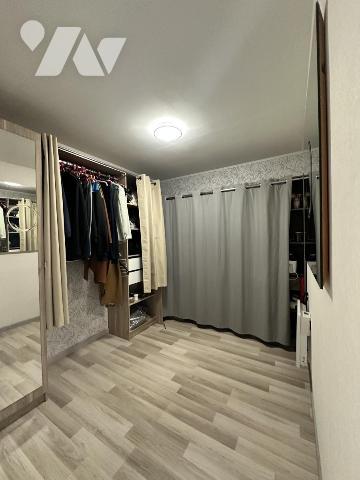 Maison rénovée 4 ch de plain-pied.