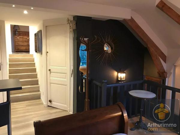 Location                                                      Appartement
                        
                     3 pièces                      40 m2                     à Chelles