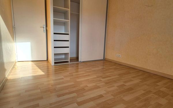 Appartement à vendre    3 pièces • 67 m2 Saint-Pierre-d'Irube