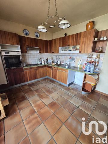 House for sale 8 rooms 198 m² Dormans