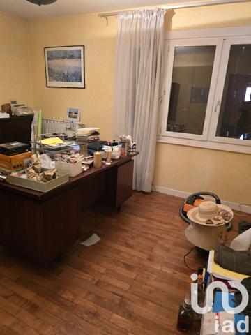 House for sale 8 rooms 198 m² Dormans