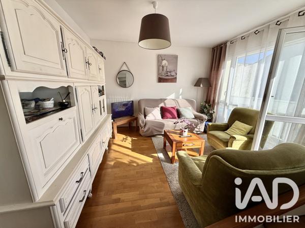 Immeuble à vendre 312,32 m² Montigny-le-Bretonneux