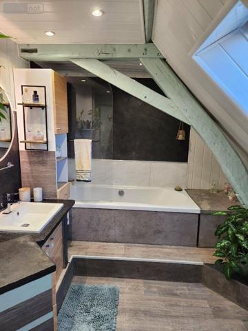 Maison à vendre à Marigné-Laillé dans la Sarthe (72220), ref : 023/2099